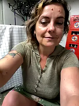 EvanyaRose – webcam model profile photo Image 16