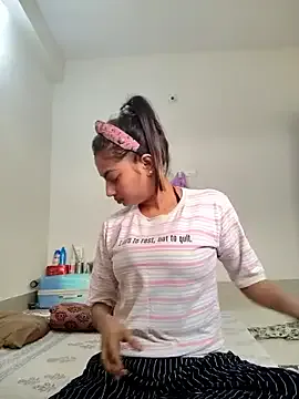 Humsafar-HDX-13 – webcam model profile photo Image 12