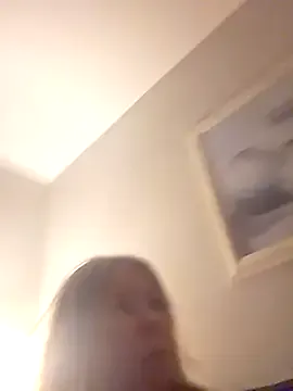 Queen_sofiyaa – webcam model profile photo Image 4