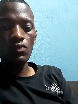 oxo_yuna_oxo – webcam model profile photo Image 2