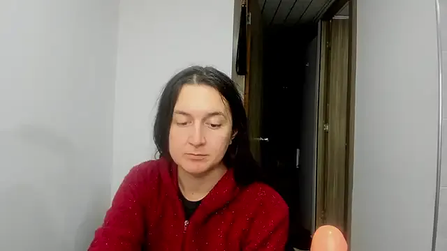 roouse – webcam model profile photo Image 2