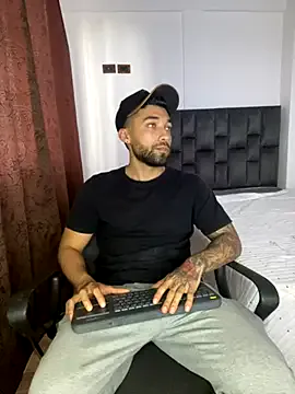 841_yayoi – webcam model profile photo Image 13