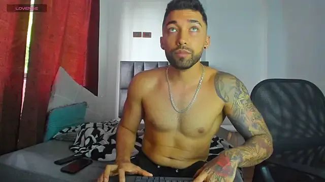 841_yayoi – webcam model profile photo Image 4