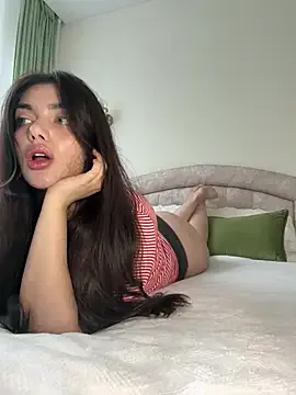 KiaraCold – webcam model profile photo Image 3