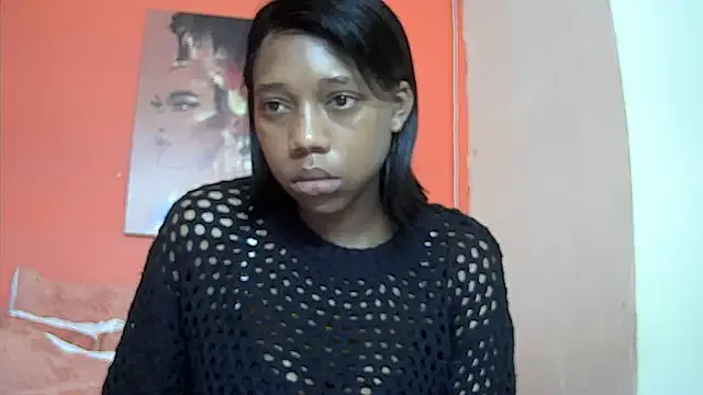 _Alicee_1 – webcam model profile photo Image 19