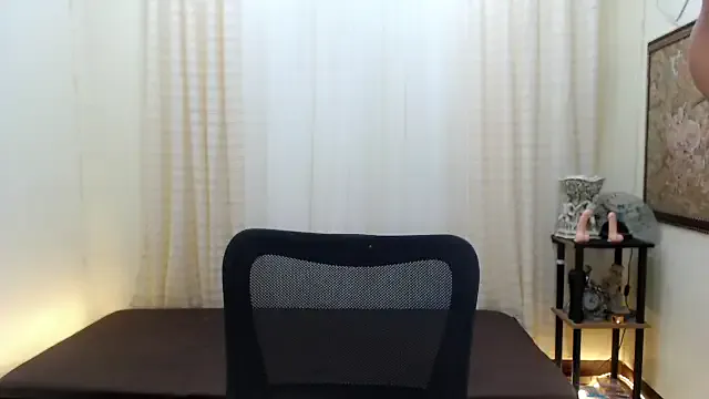 lunagirl13 cam model Image 5