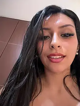 AmelieGray – webcam model profile photo Image 9