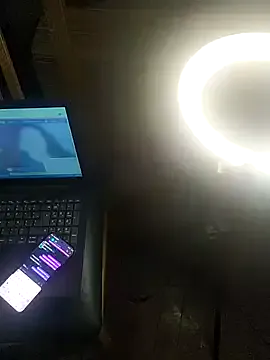 winter11 – webcam model profile photo Image 7