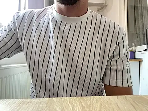 FroggyAnna – webcam model profile photo Image 7