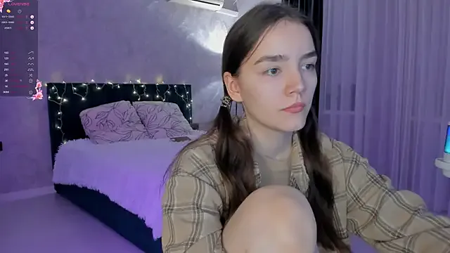 HaleyLyon – webcam model profile photo Image 17