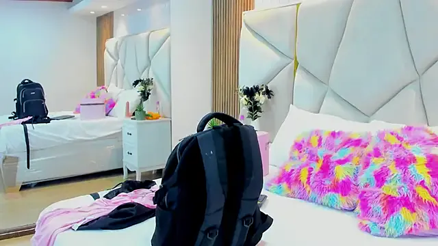 Latinaebony69 – webcam model profile photo Image 12