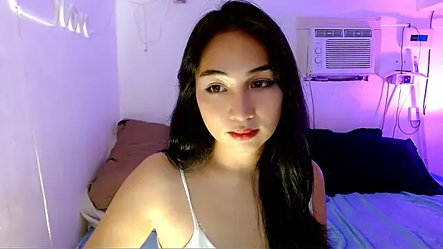 nam_tootsis – webcam model profile photo Image 4