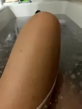 NATINATU252525 – webcam model profile photo Image 7