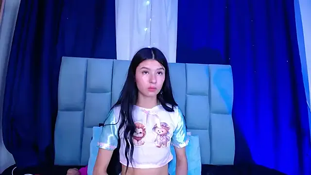 NANA_7 – webcam model profile photo Image 15