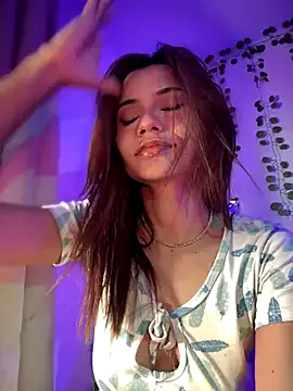 841_yayoi – webcam model profile photo Image 12