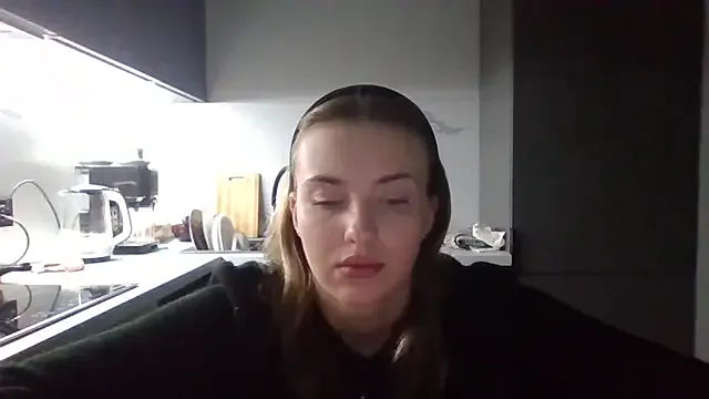 Yui-Ch – webcam model profile photo Image 18