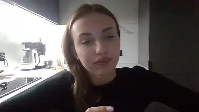 Yui-Ch – webcam model profile photo Image 9