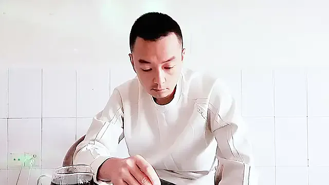 lkun9 – webcam model profile photo Image 16