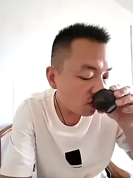 lkun9 – webcam model profile photo Image 2