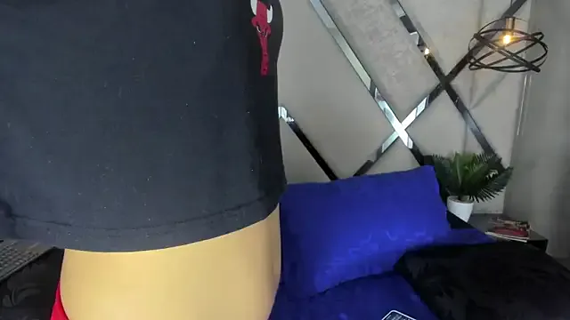 Queen_Daisy – webcam model profile photo Image 8