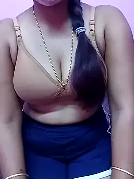 NATINATU252525 – webcam model profile photo Image 13