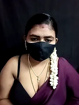 hina_porn – webcam model profile photo Image 19