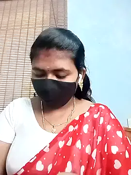 hina_porn – webcam model profile photo Image 7