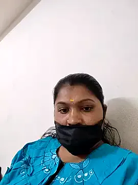 nathi_poyo – webcam model profile photo Image 2