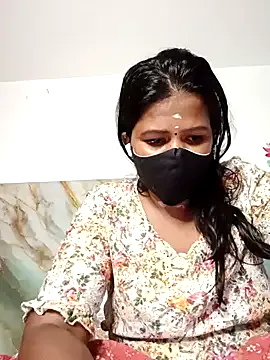 yiyi5588 – webcam model profile photo Image 7