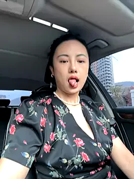 Isabela – webcam model profile photo Image 19