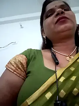 Nonchan_ – webcam model profile photo Image 13