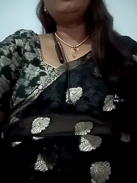 Nonchan_ – webcam model profile photo Image 19