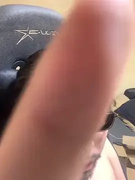 Mia--meow – webcam model profile photo Image 2