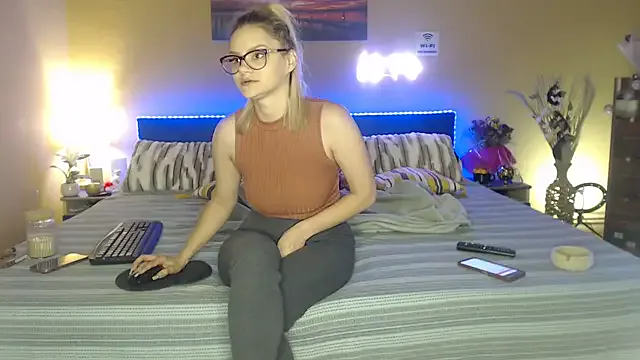 Megu_Melon – webcam model profile photo Image 19