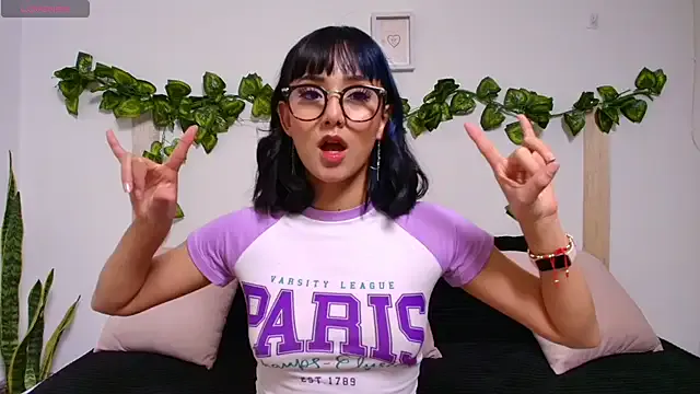 CassyTorres – webcam model profile photo Image 3