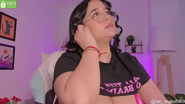 NANA_7 – webcam model profile photo Image 17