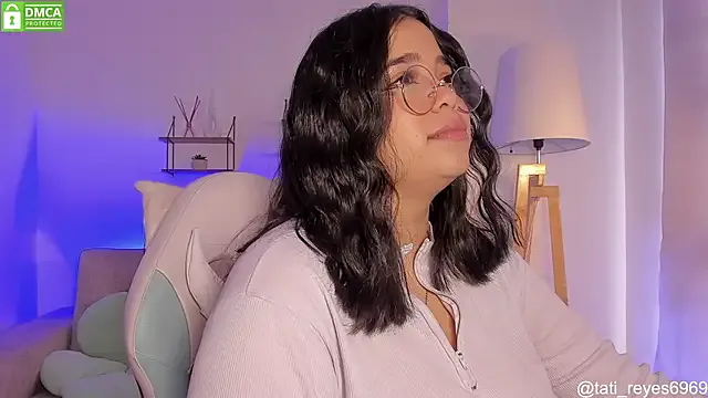 NANA_7 – webcam model profile photo Image 6