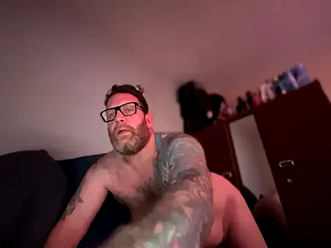 PumaShyXD – webcam model profile photo Image 13