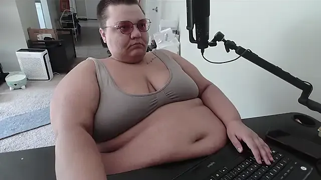 FroggyAnna – webcam model profile photo Image 5