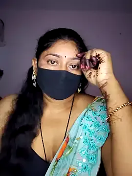 Stephania – webcam model profile photo Image 13