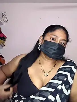 Stephania – webcam model profile photo Image 5