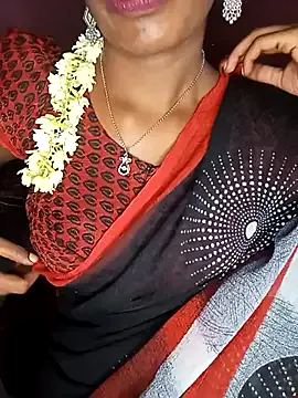roouse – webcam model profile photo Image 18