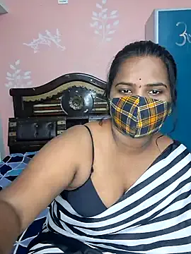 Nonchan_ – webcam model profile photo Image 8