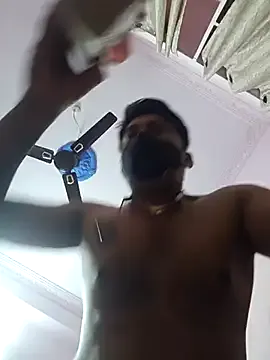 Megu_Melon – webcam model profile photo Image 2