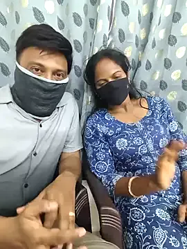 Megu_Melon – webcam model profile photo Image 3