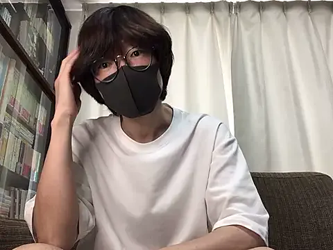 oypo – webcam model profile photo Image 13