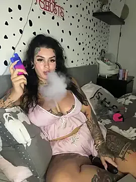 Mia--meow – webcam model profile photo Image 12