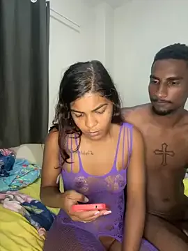 seraphine23 – webcam model profile photo Image 3