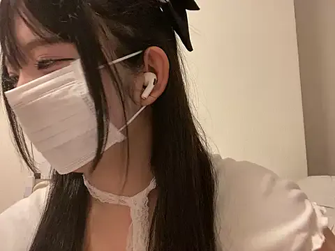 Yui-Ch – webcam model profile photo Image 18