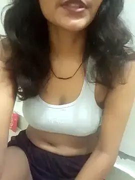 LadySugar – webcam model profile photo Image 8